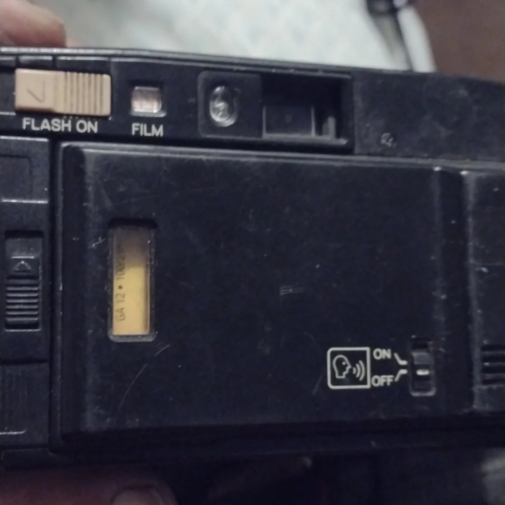 Minolta Auto Focus V Camera